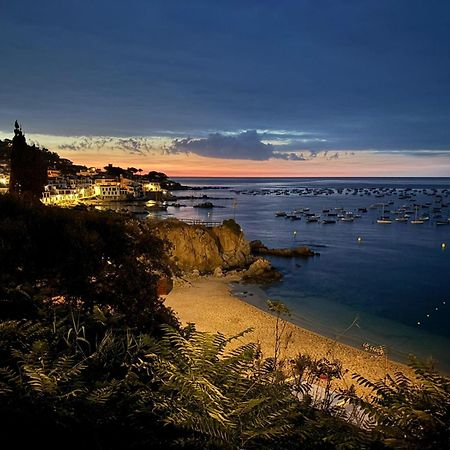 Apartamento Frente Al Mar En La Mejor Ubicacion De Calella Calella De Palafrugell Exteriör bild
